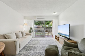 Stylish 2-Bed Ground-Floor Apartment in New Farm